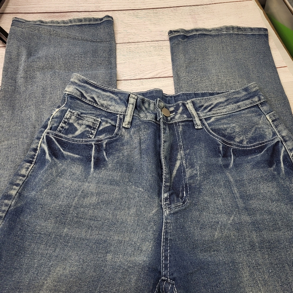 Boutique Jeans with Horse embroidered pockets Size Medium - Picture 1 of 10